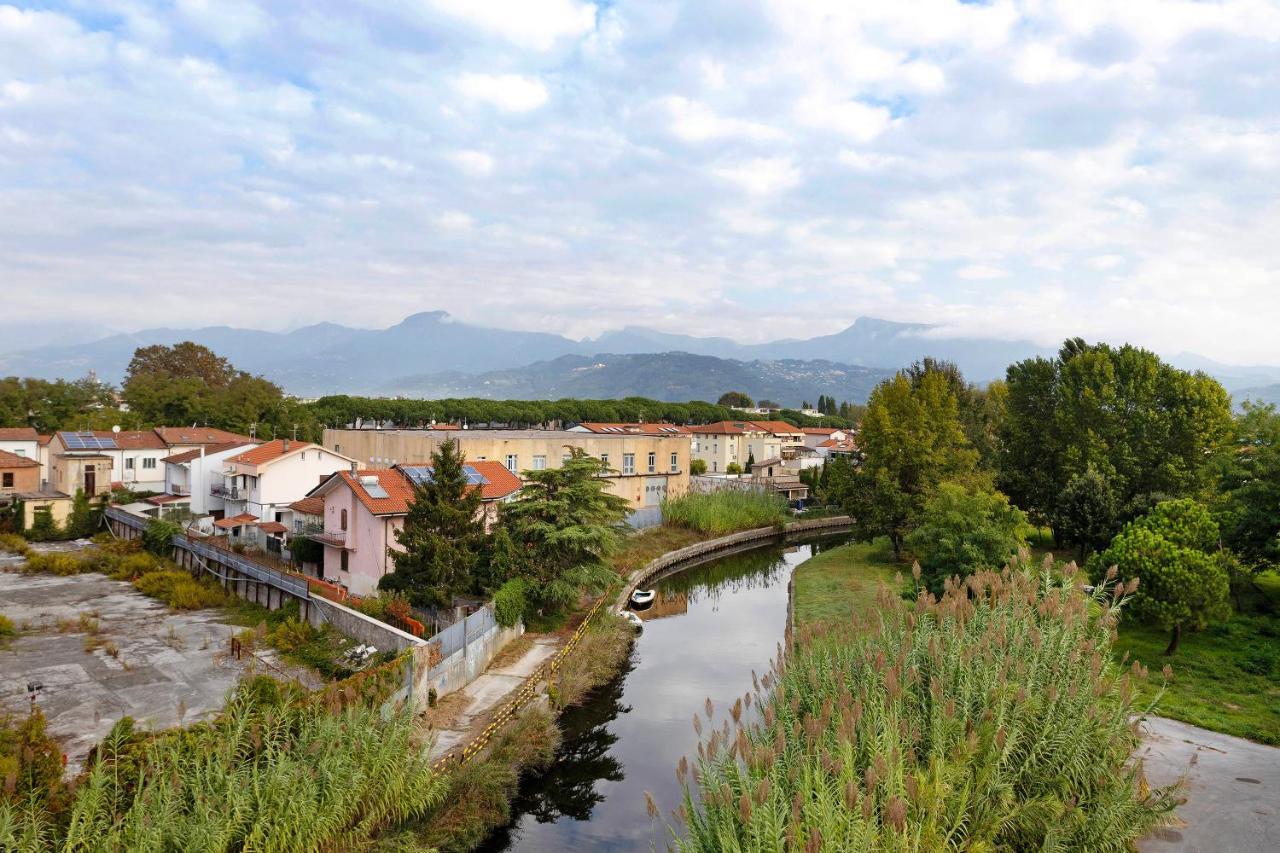 Apartmán Attico Con Terrazza A Viareggio Exteriér fotografie