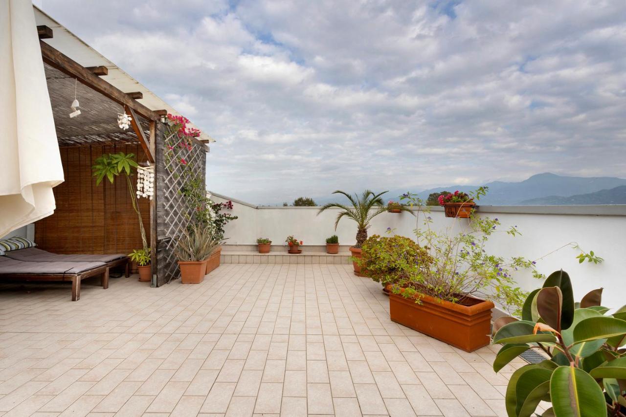 Apartmán Attico Con Terrazza A Viareggio Exteriér fotografie