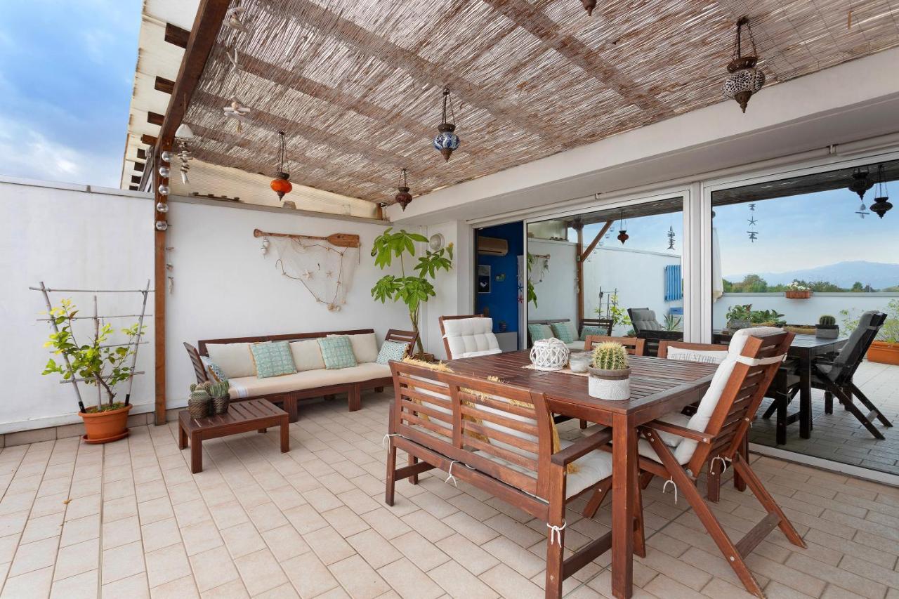 Apartmán Attico Con Terrazza A Viareggio Exteriér fotografie